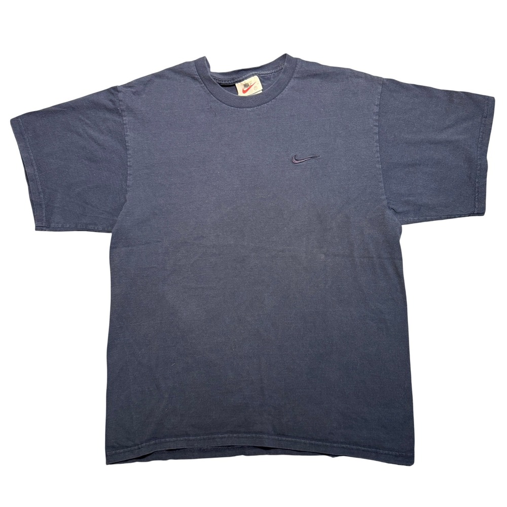 Vintage 90s Nike T-Shirt Embroidered Logo Size M